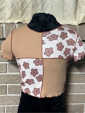 Y2K Brown Flower Crop Top